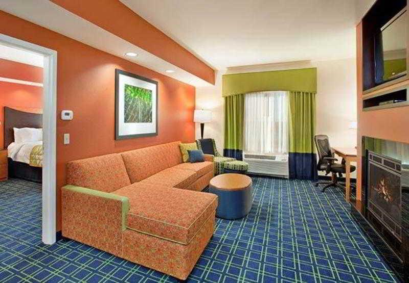 Fairfield Inn & Suites By Marriott Kearney Phòng bức ảnh